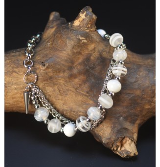 Bracelet Multirangs  & Perles de Verre Filé – Modèle Unique - blanc