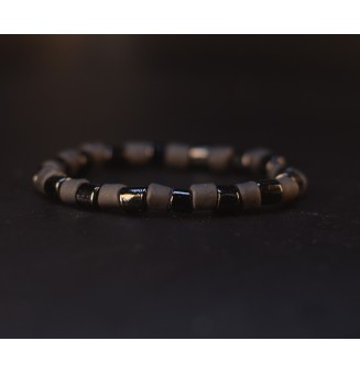 Bracelet élastique en perles de verre filé noires – Création artisanale uniqu