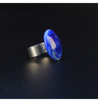 Bague réglable en acier inoxydable argenté – Cabochon en verre filé bleu intense