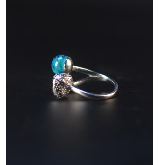 Bague réglable avec perle de verre bleu vert – Création artisanale unique