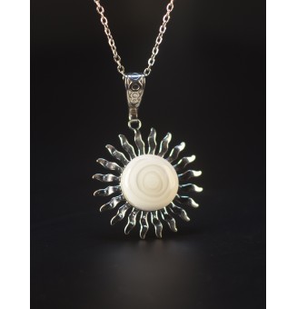 Collier Soleil – Verre Filé...