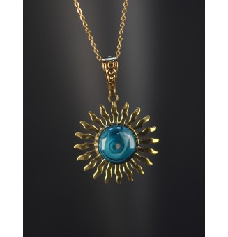 Collier Soleil bleu pétrole...