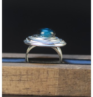 Bague bleu pétrole en verre...