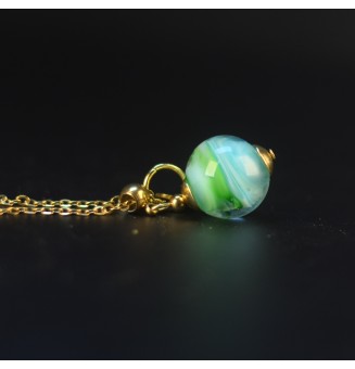 Collier court bleu et vert...