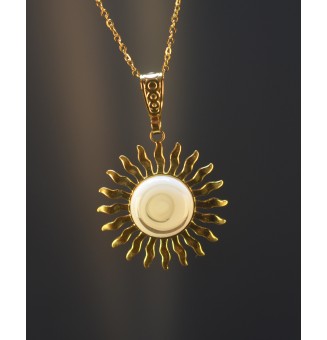 Collier Soleil – Verre Filé Blanc à Motifs Disques & Acier Inoxydable Doré