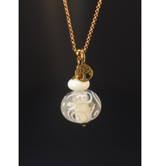 Collier long blanc à...