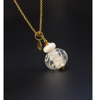 Collier long blanc à arabesques – Arbre de Vie – Acier inoxydable doré