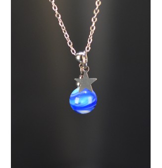 Collier court deux tons de...