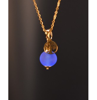 Collier court bleu mat en...