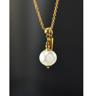 Collier court blanc mat à...