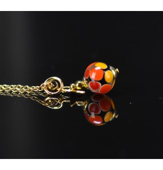 Collier court noir à pois rouge, orange et jaune en verre filé – Acier inoxydable doré