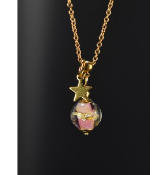Collier court rose avec...