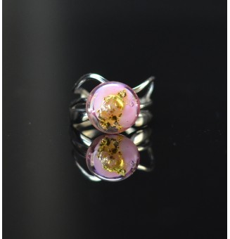 Bague rose avec feuille...