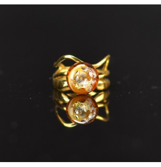 Bague ambrée avec feuilles...