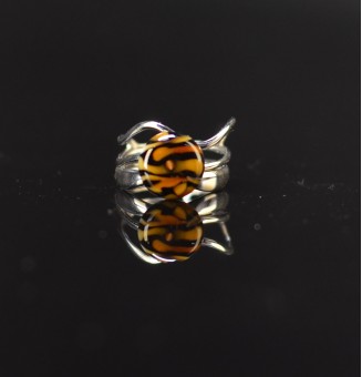 Bague léopard en verre filé...