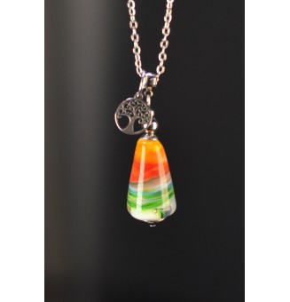 Collier court argenté avec...