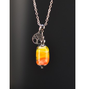 Collier court argenté avec...