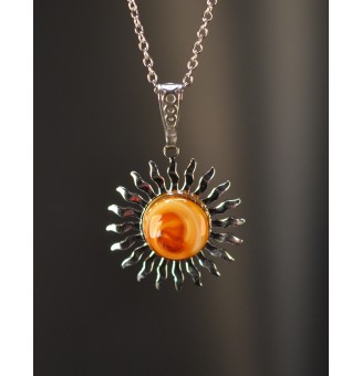 Collier Soleil argenté avec...