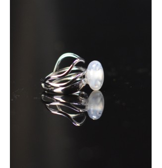 Bague triple argentée avec perle blanche et transparente en verre filé