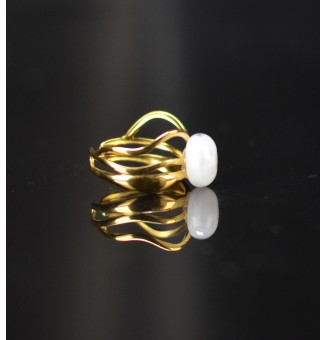Bague blanche triple anneau en verre filé – Acier inoxydable doré