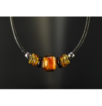 Collier en cuir noir et...