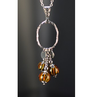 Collier long Trio Enchanté léopard – Trois perles en verre filé et acier inoxydable argenté