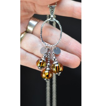 Collier long Trio Enchanté léopard – Trois perles en verre filé et acier inoxydable argenté