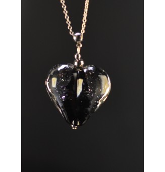 Collier gros cœur noir et...