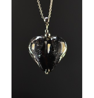 Collier gros cœur noir et translucide en verre filé – Acier inoxydable argenté