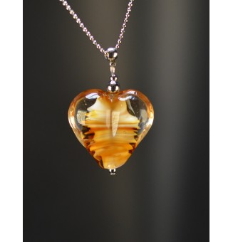 Collier gros cœur ambré caramel en verre filé – Acier inoxydable argenté