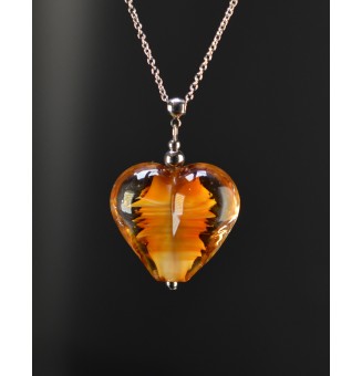 Collier gros cœur ambré caramel en verre filé – Acier inoxydable argenté