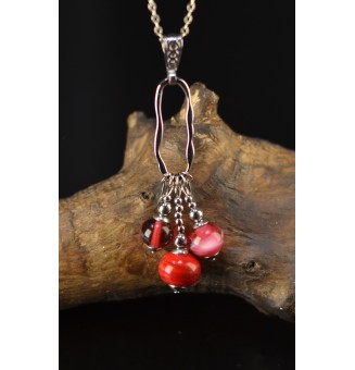 Collier long Trio Enchanté rouge, rose et rubis – Trois perles en verre filé et anneau ovale argenté