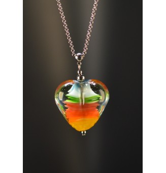 Collier long avec cœur...