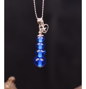 collier  60 cm perles de verre bleu en verre filé