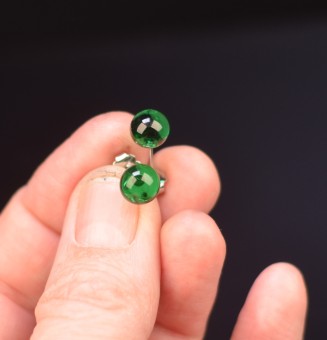puces d'oreilles Acier Inoxydable en verre vert émeraude