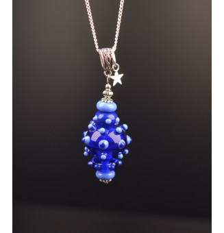 Collier boule 70 cm perles de verre bleu intense en verre filé