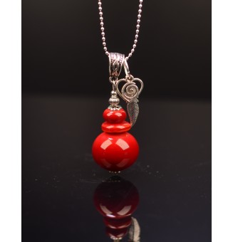 collier rouge avec perle de...