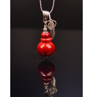 collier rouge avec perle de verre filé 60 cm