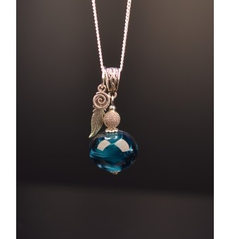 collier 60 cm bleu pétrole, avec perles de verre filé