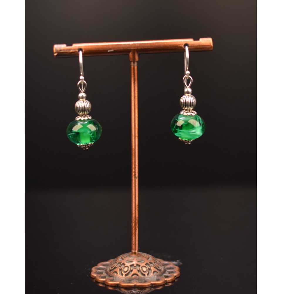 Boucles d'oreilles "vert " perles de verre filé, crochets argent massif