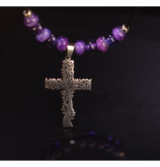 Collier croix arbre de vie avec perles de verre violet 45 cm cuir noir
