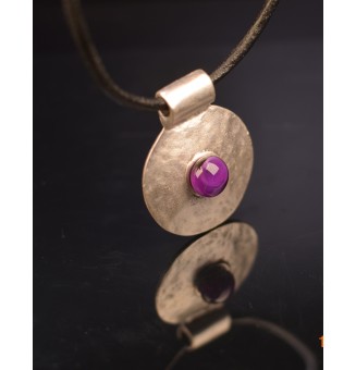 collier avec perles de verre "violet theia" de vert 45 cm