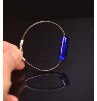 bracelet bleu , perle tube en verre
