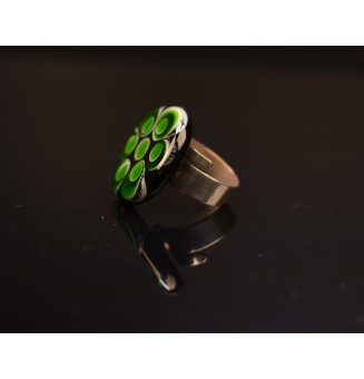 cabochon "noir et vert" pour bague ou collier interchangeable en verre  (sans le support )