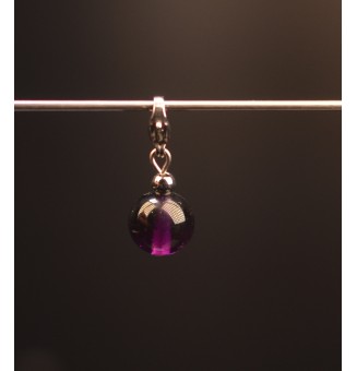 Charm "violet " avec perles...