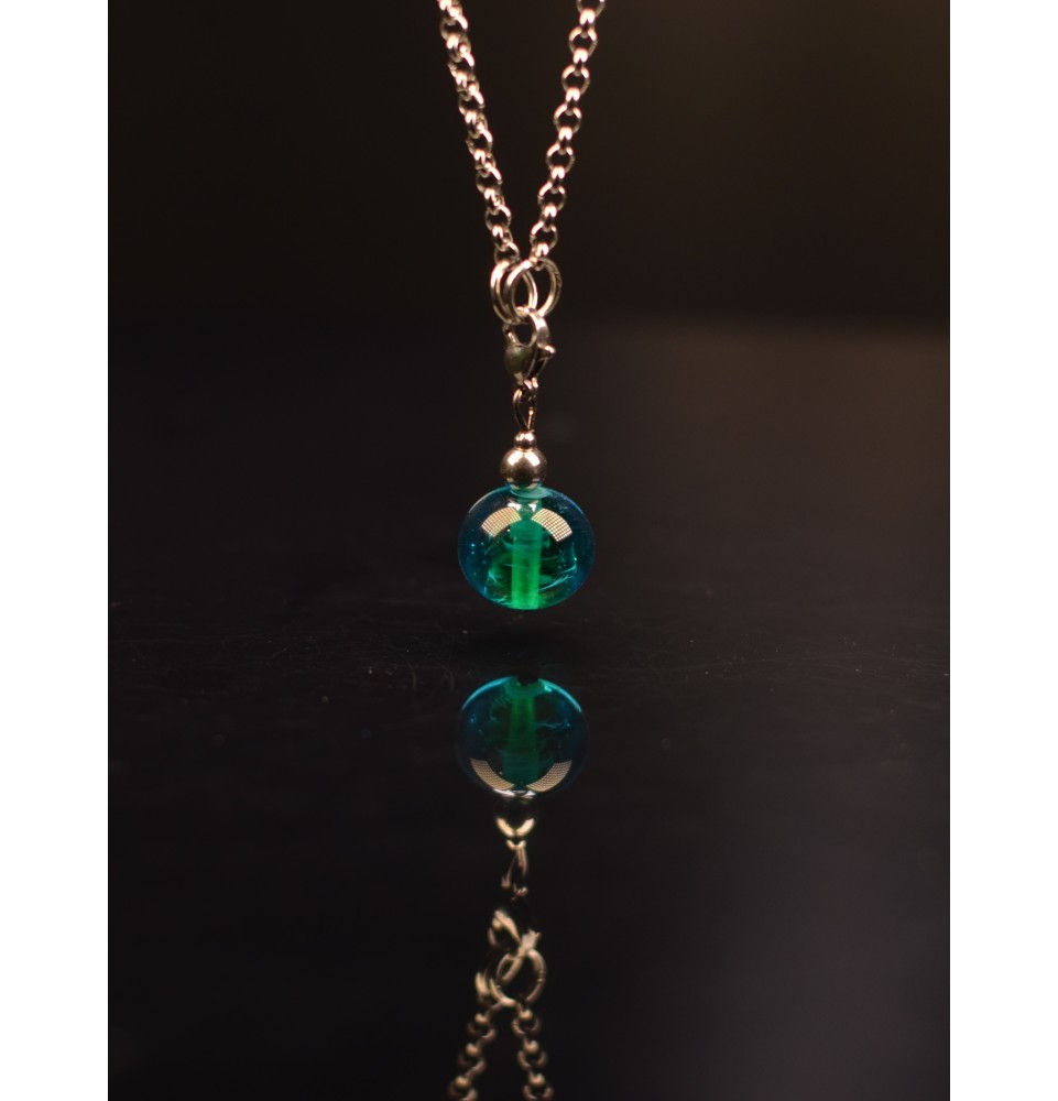 collier ACIER INOXYDABLE avec perles de verre 53 cm bleu VERT