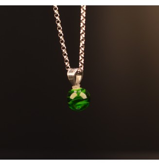 collier avec beliere à visser  avec perles de verre 45 cm vert rosetta