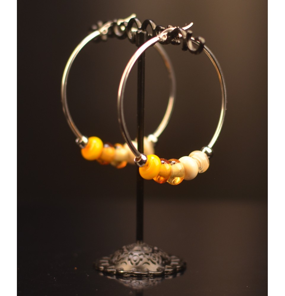 Créoles 5 cm en Acier Inoxydable avec perles de verre jaune ivoire ambre