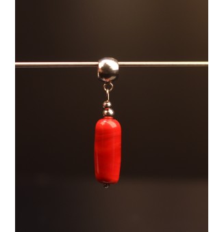 Charm "ROUGE" avec perles de verre sur beliere pour collier ou bracelet