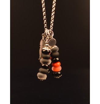collier "claudine" NOIR orange" avec perle de verre  70+5 cm